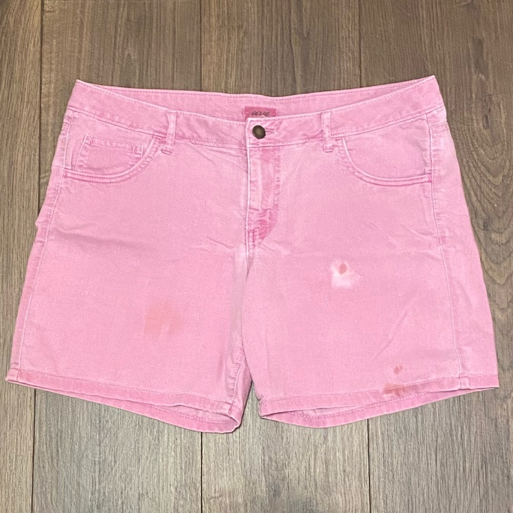 Aerie pink shorts